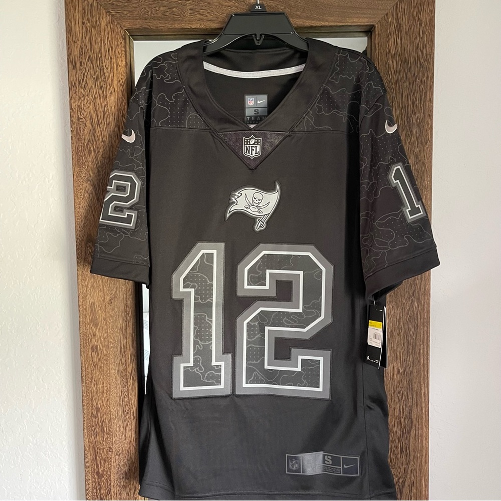 Tom Brady Buccaneers Jersey: Reflective edition